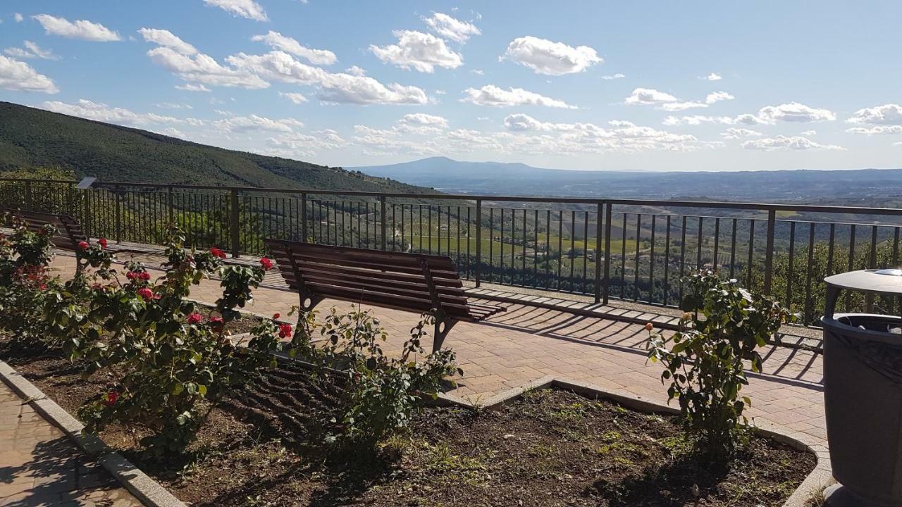 Le Casette Di Civitella La Casa Di Nonna Giulia Civitella Del Lago Екстер'єр фото